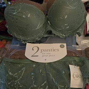 Bra and panties 2pc set 36b and medium panties